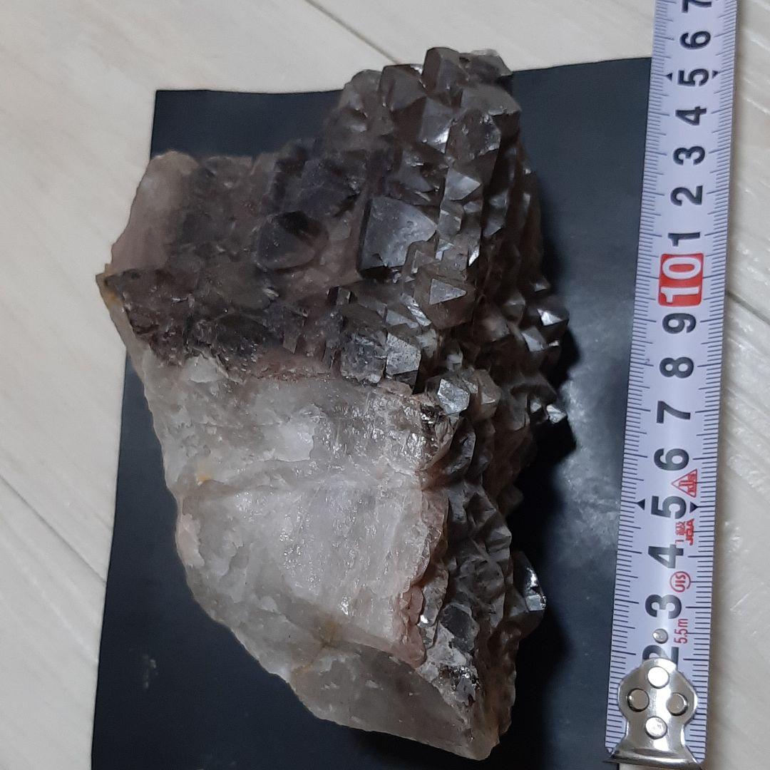 ブラジル産 エレスチャル水晶 重さ約1200g