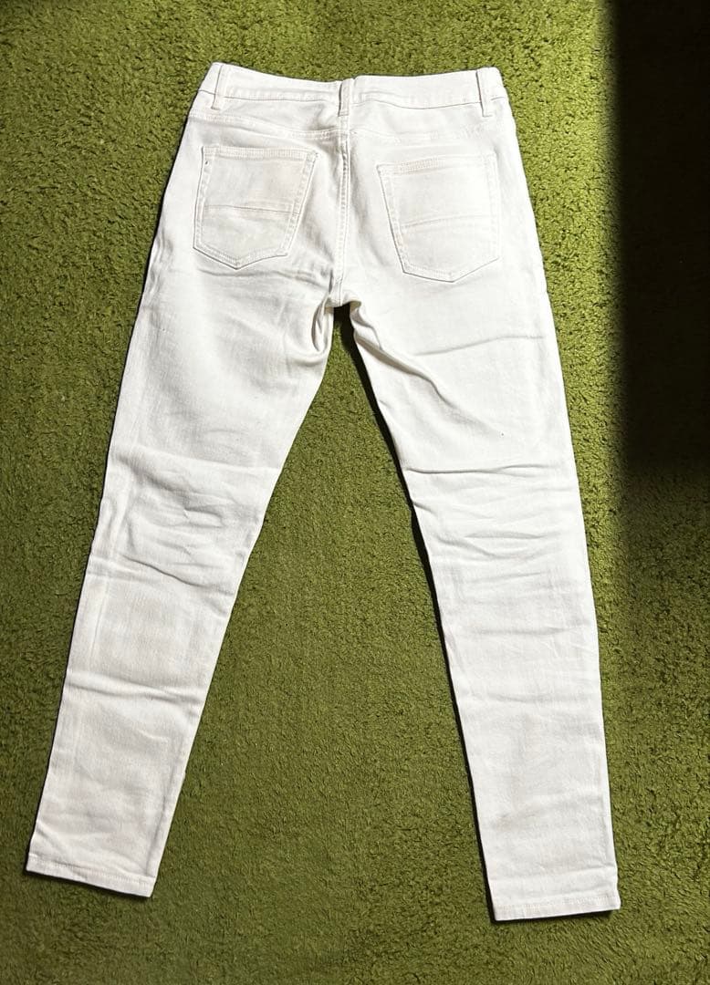 ホワイトダメージジーンズ即決Ok