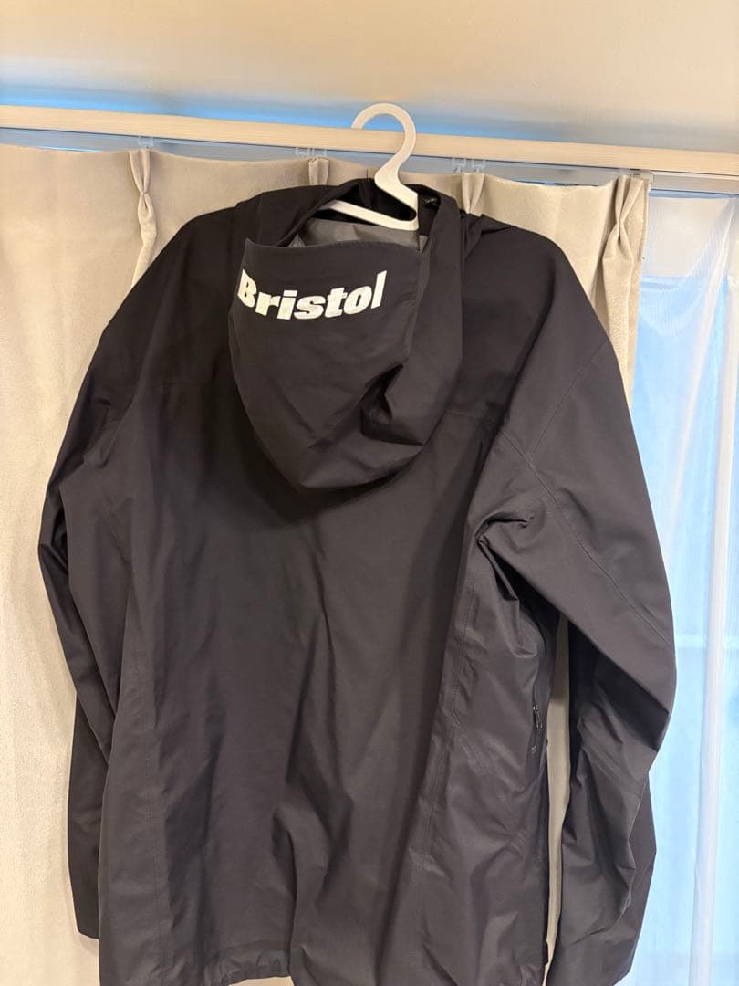 Bristol ナイロンセットアップ