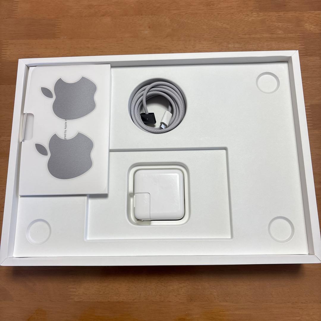 MacBook Air M2 8GB/256GB スペースグレイ