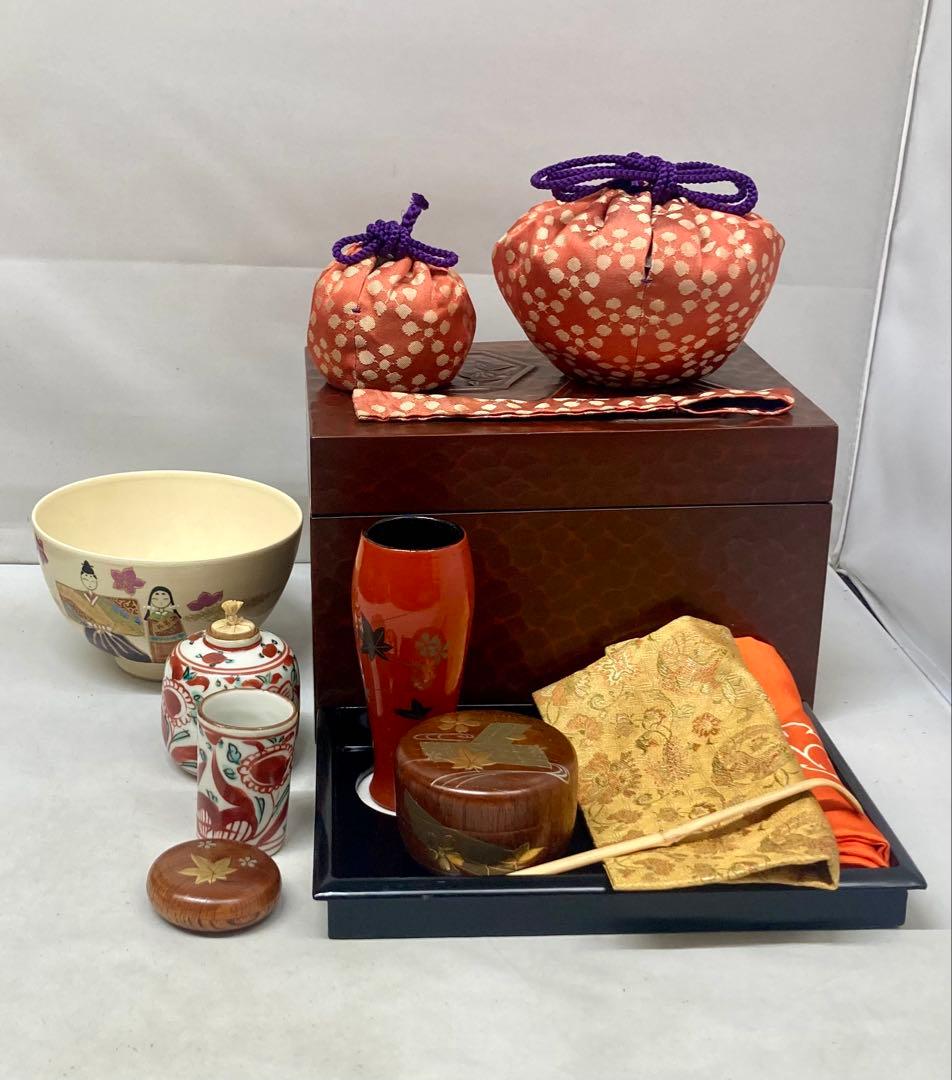 B546b 松竹梅鎌倉彫茶箱セット 13点　京焼　茶道具　内裏雛