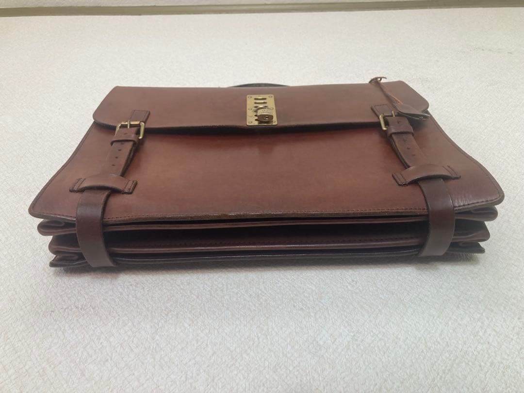 Luggage Label ビジネスバッグ ブライドルレザー 鍵付き チョコ