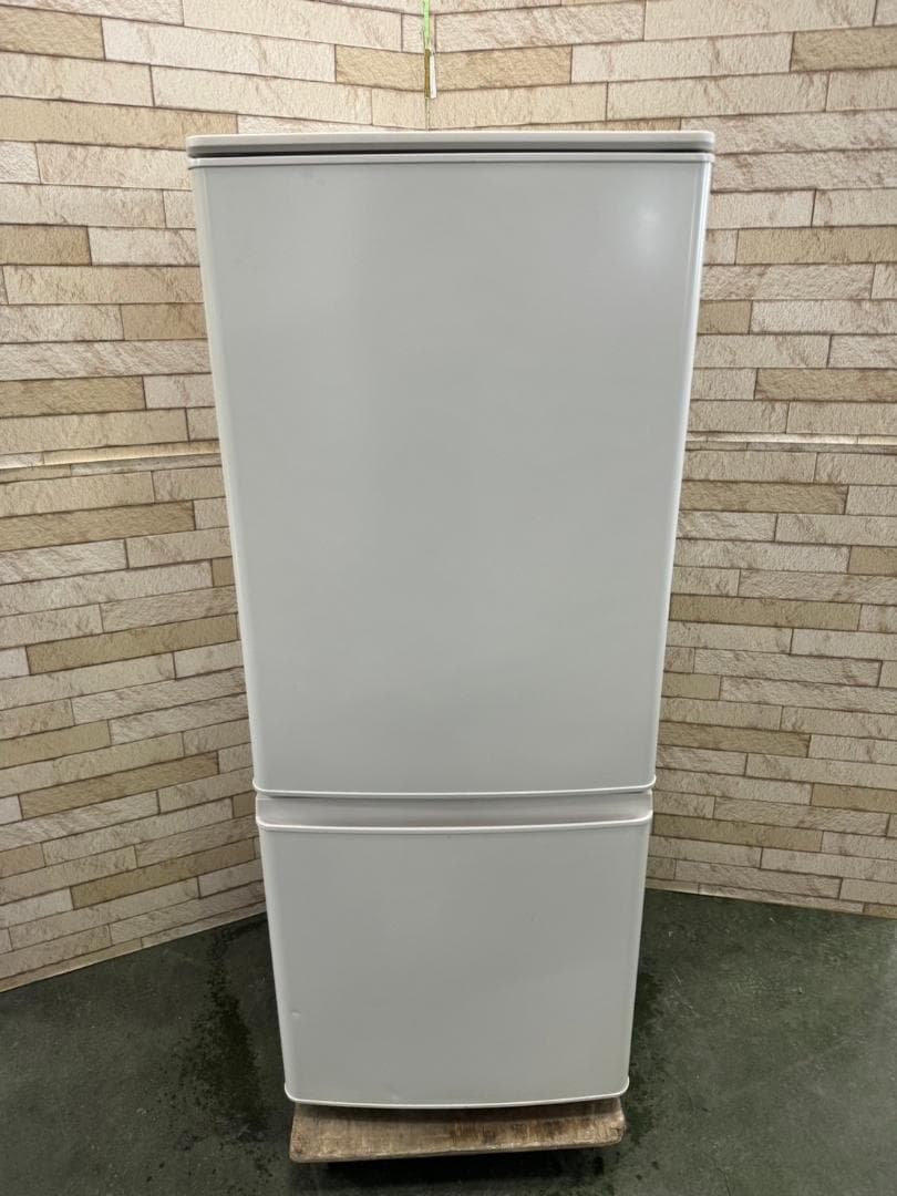 大阪送料無料★3か月保障付★冷蔵庫★2022年★MR-P15G-W1★R-252