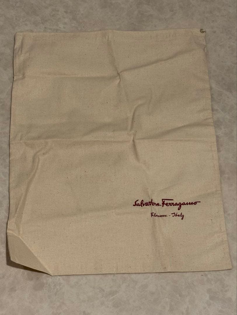 Ferragamo ヒョウ柄 フラットシューズ