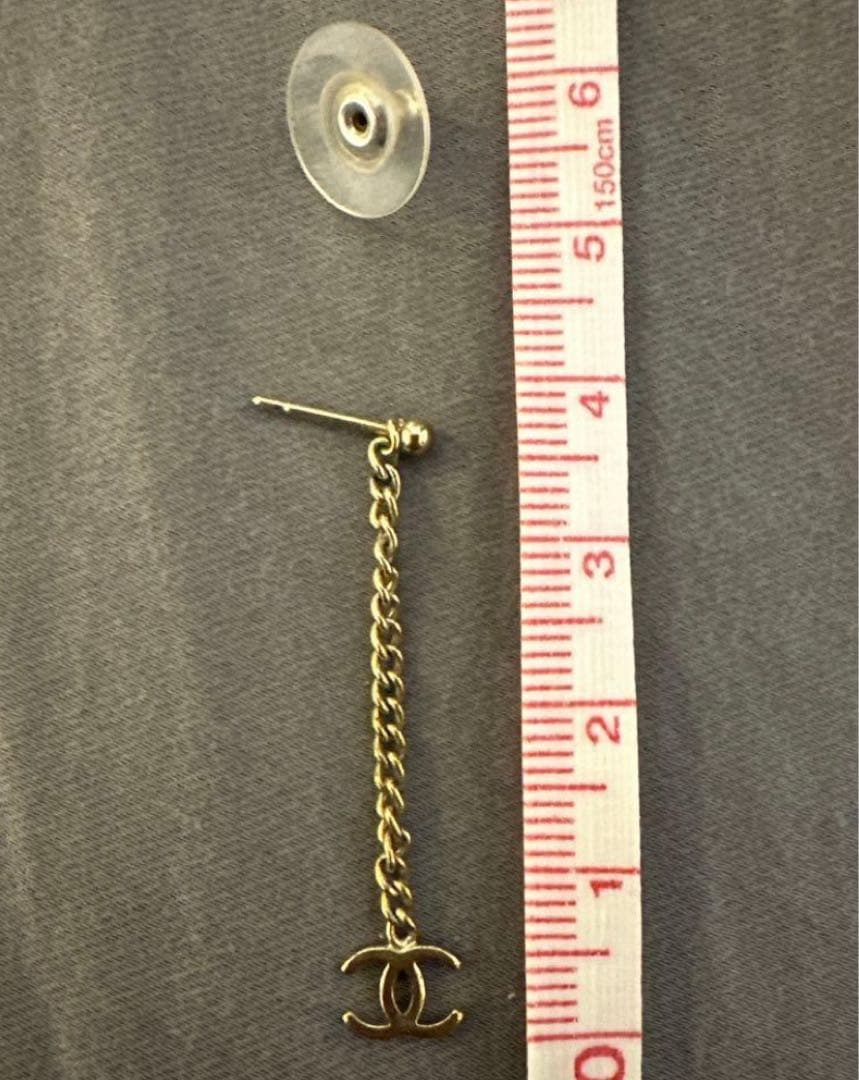 専用❗️CHANEL ゴールドチェーンピアス(片耳用)