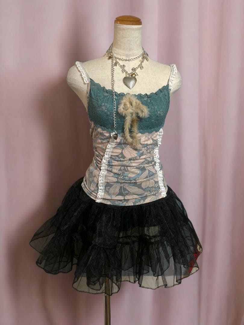 y2kレース甘め姫ギャルNANAファーゴシックフェアリーグランジロックキャミ古着