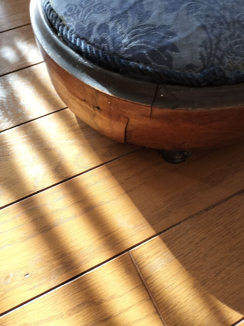 イギリスアンティークフットスツール