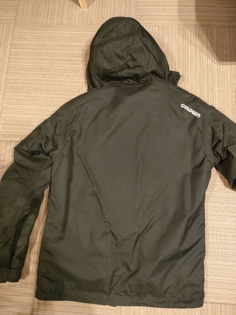 GOLDWIN ブラックジャケット フード、プロテクター付き