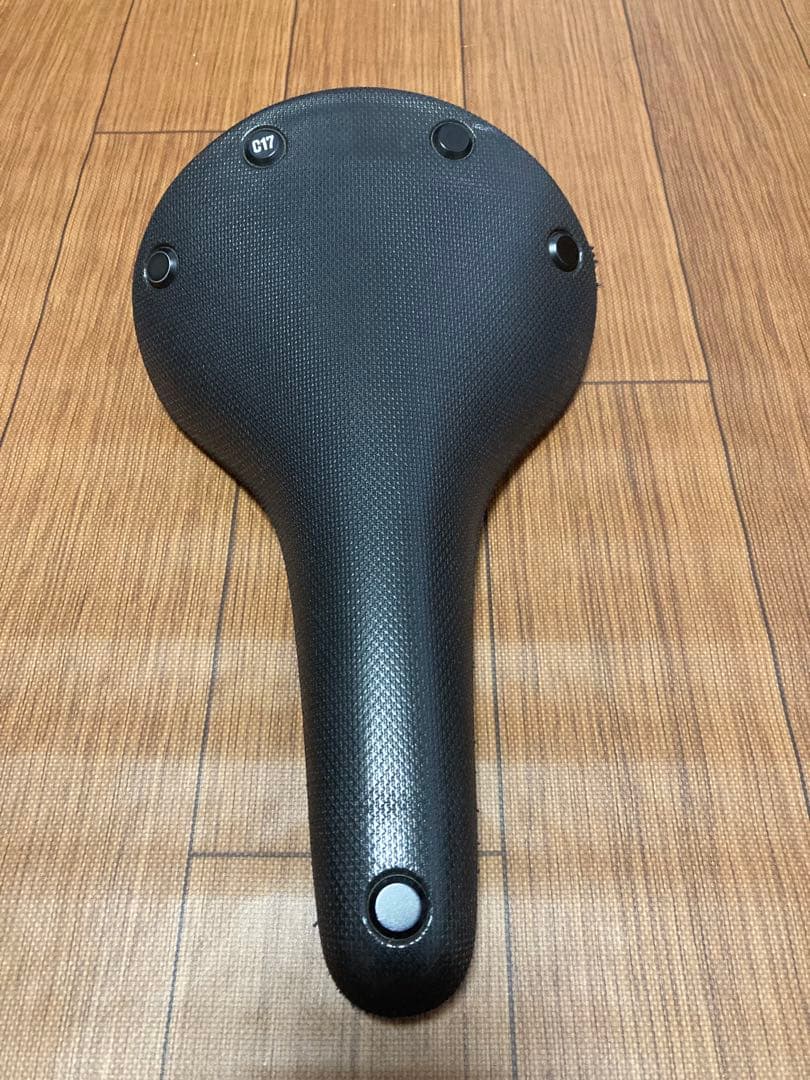 brooks cambium C17 ブラック
