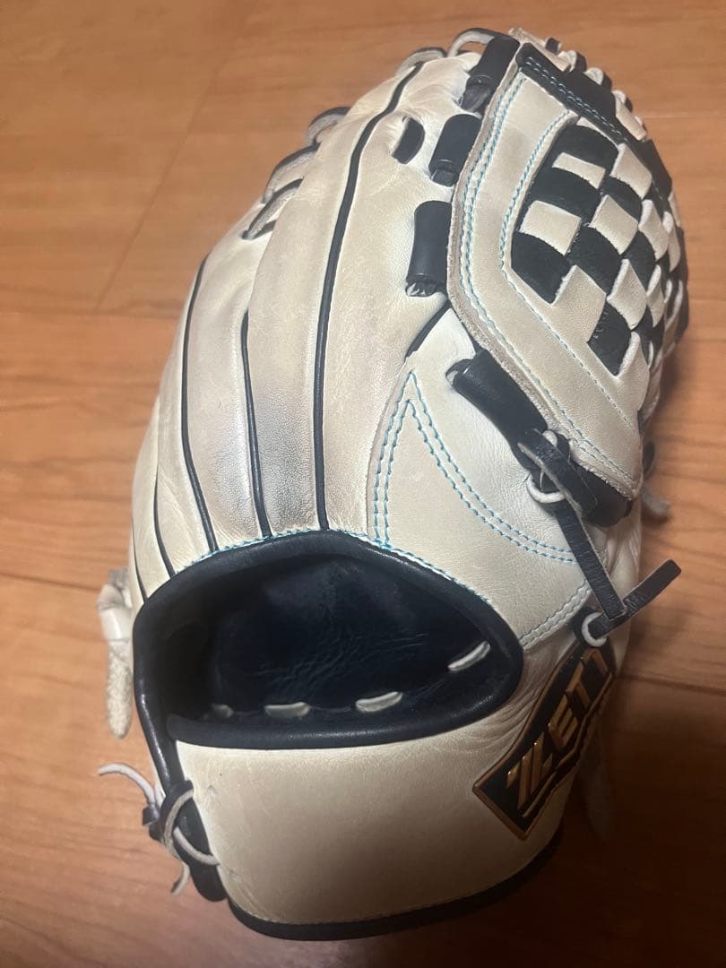 野球グローブ 内野手用 源田モデル