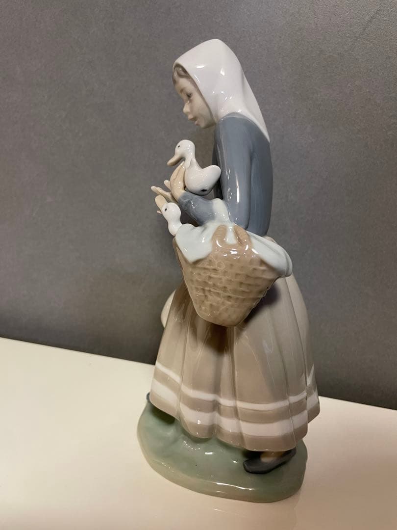 LLADRÓ（リヤドロ） 4568 アヒルと羊飼い