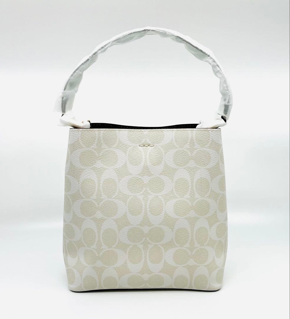 【新品・未使用】COACH スモール タウン バケット バッグ シグネチャー