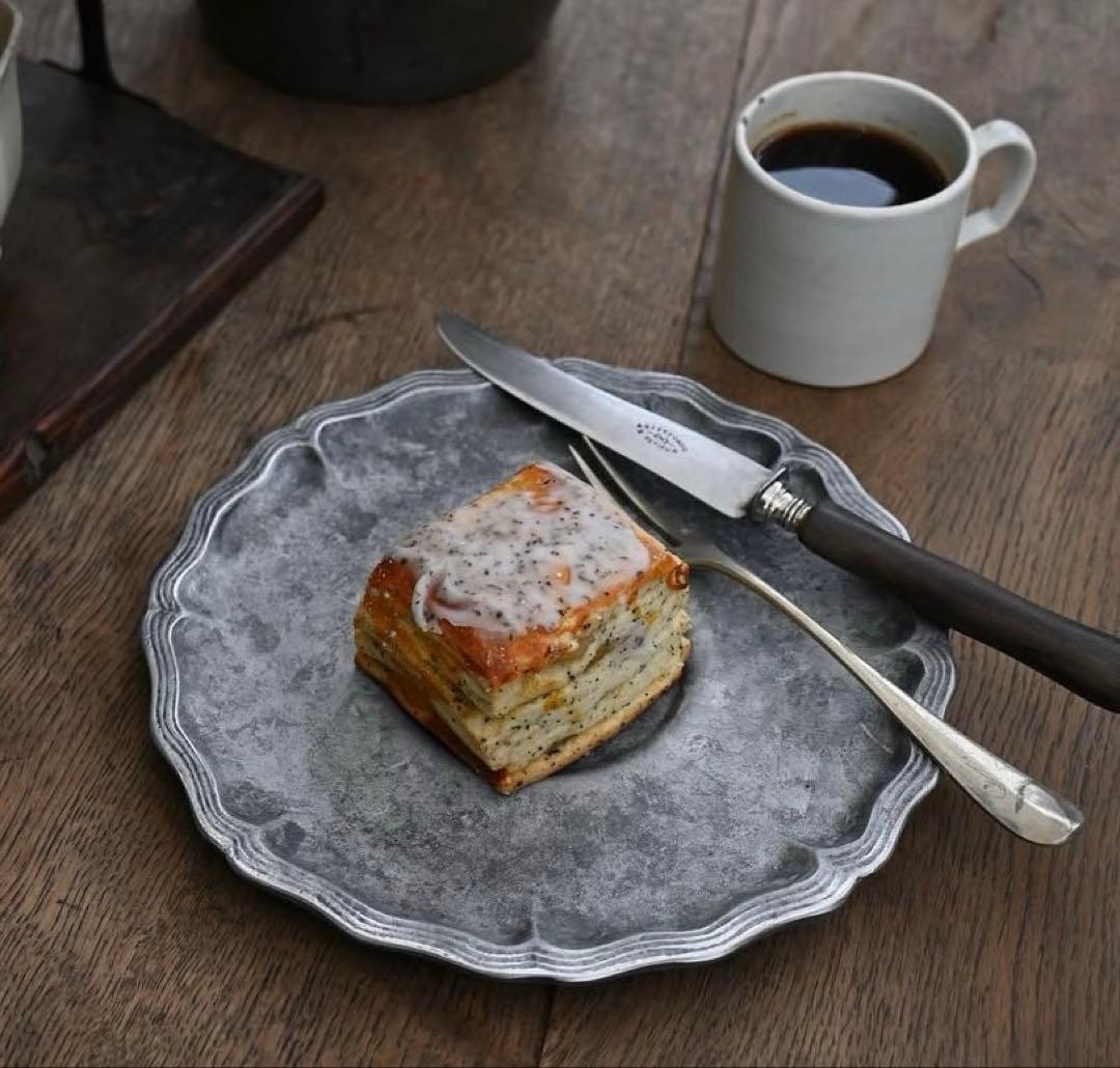 入手困難　co+fe コフェ　花リム　プレート　アスティエ　ハグオーワー雅姫　皿