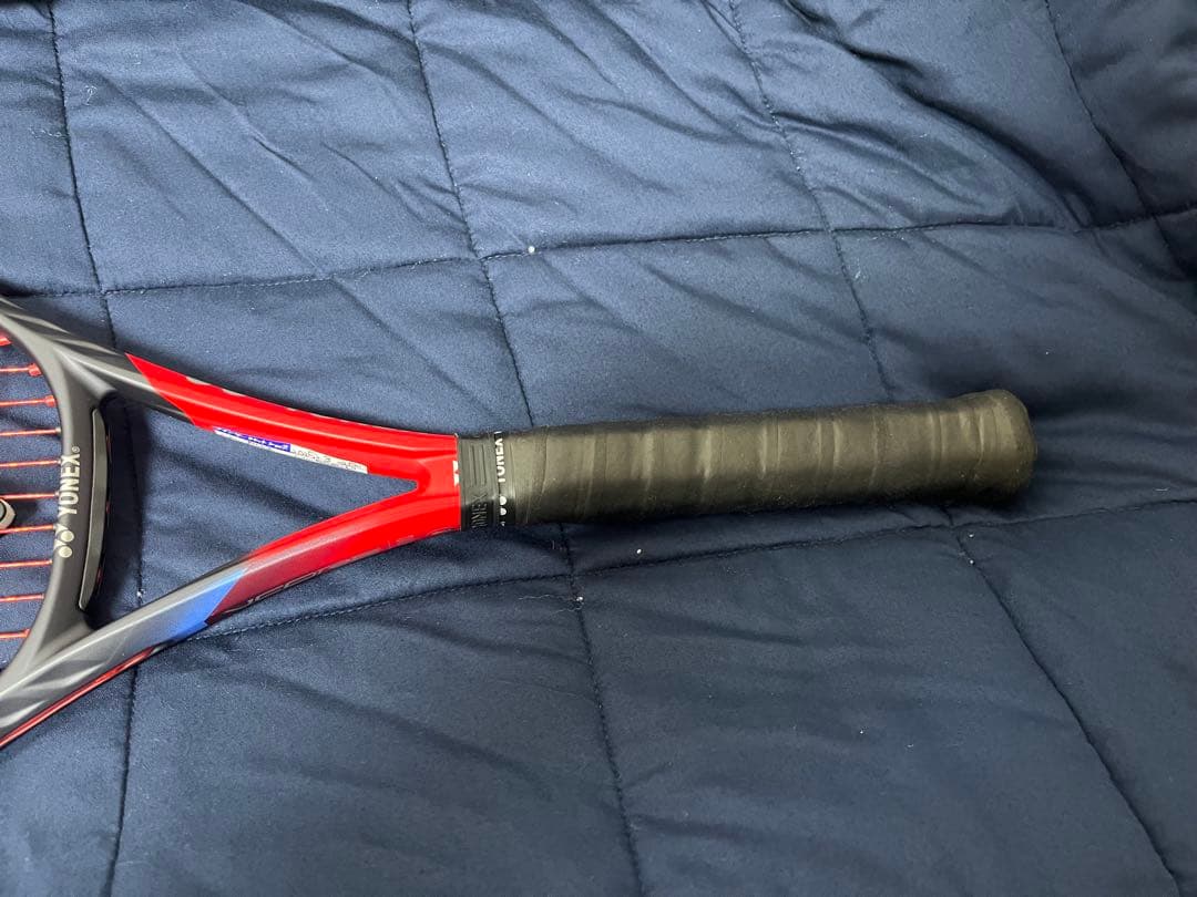 YONEX VCORE 100 テニスラケット G2 2023