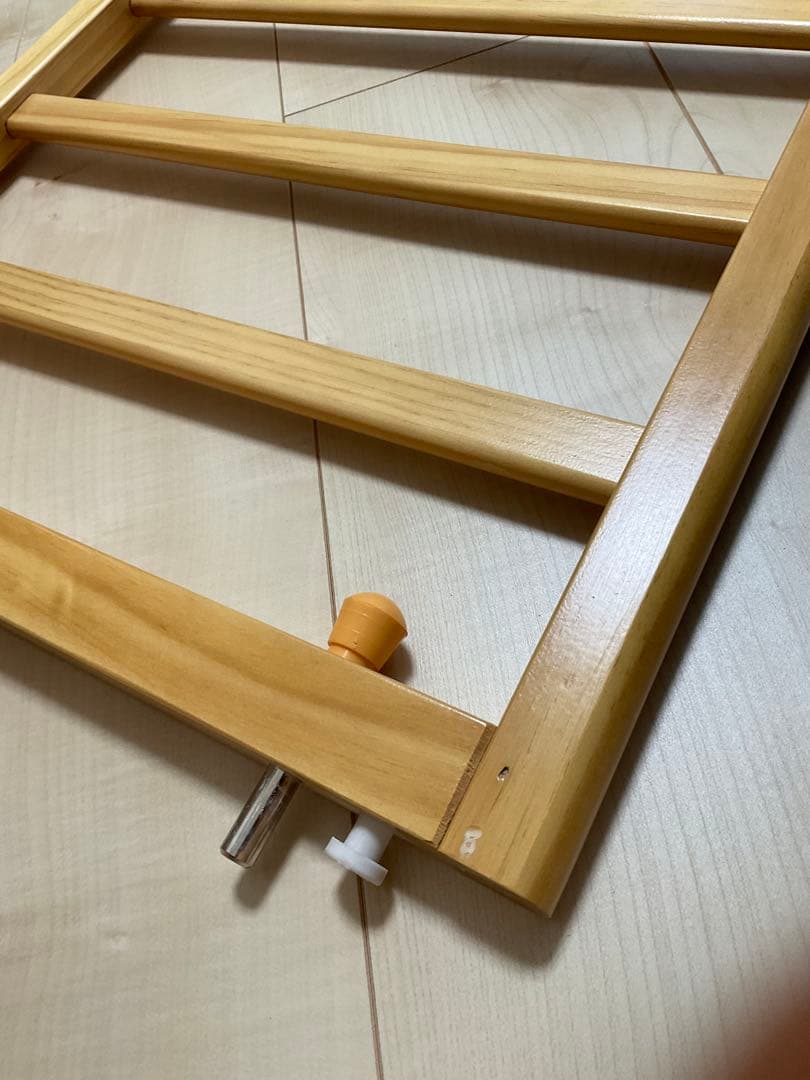 【カトージ】ハイシートベビーベッド（ナチュラル）