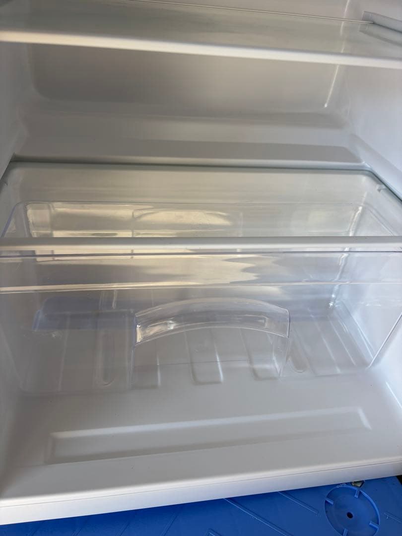 美品 ヤマダ 2ドア冷蔵庫 REFAGE YRZ-C09MW 2025年製