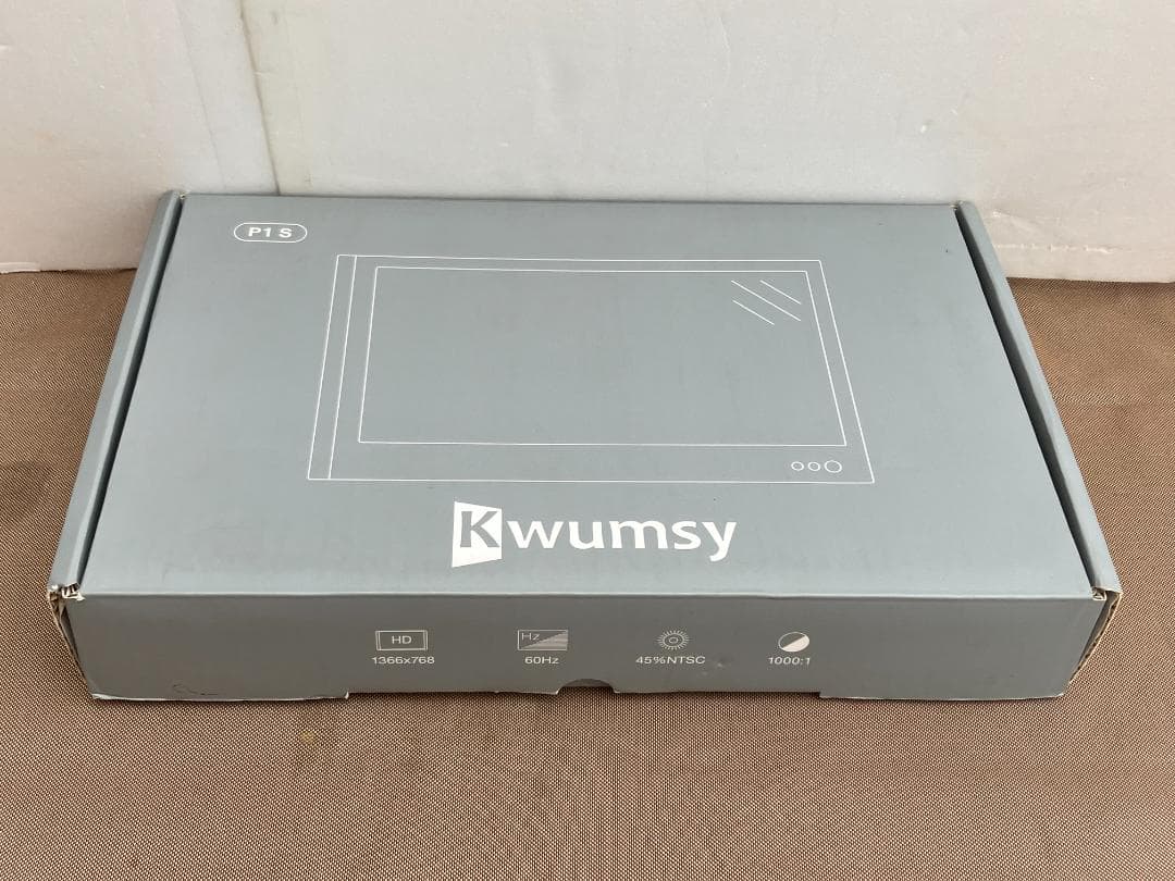 ★未使用品★Kwumsy　ポータブルモニター　11.6インチ　P1S　年式不明