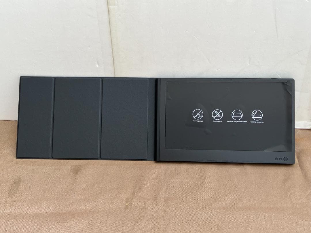 ★未使用品★Kwumsy　ポータブルモニター　11.6インチ　P1S　年式不明