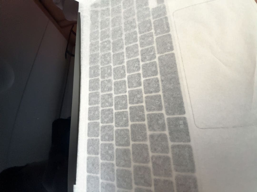 L*a様 Macbook air M2 512GB＋ノートPCスタンド