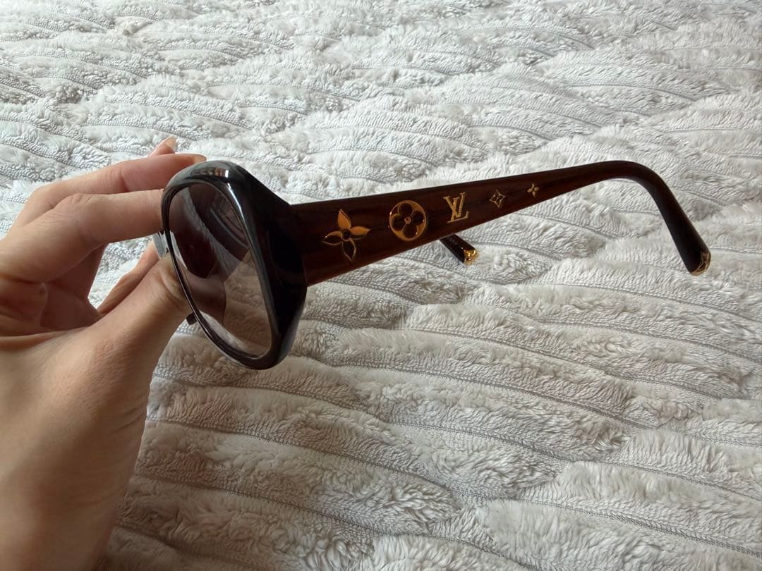LOUIS VUITTON ブラウン サングラス