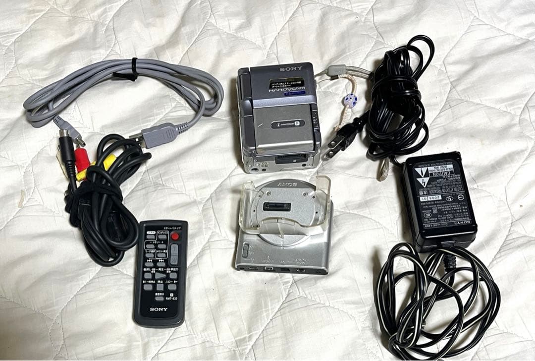 SONY ビデオカメラ DCR-IP1K ソニー 本体 小型 ハンディカム