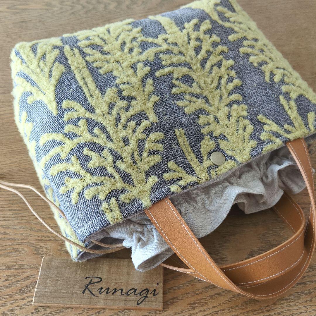 あおりポケットのあおりポケットの巾着バッグ＊ミナペルホネン metsa