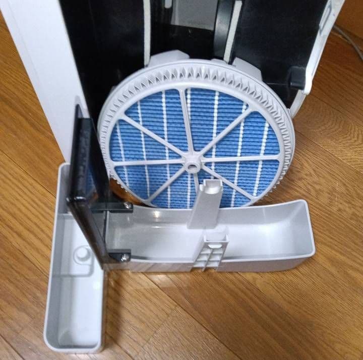 富士通加湿脱臭機。 2022年製。