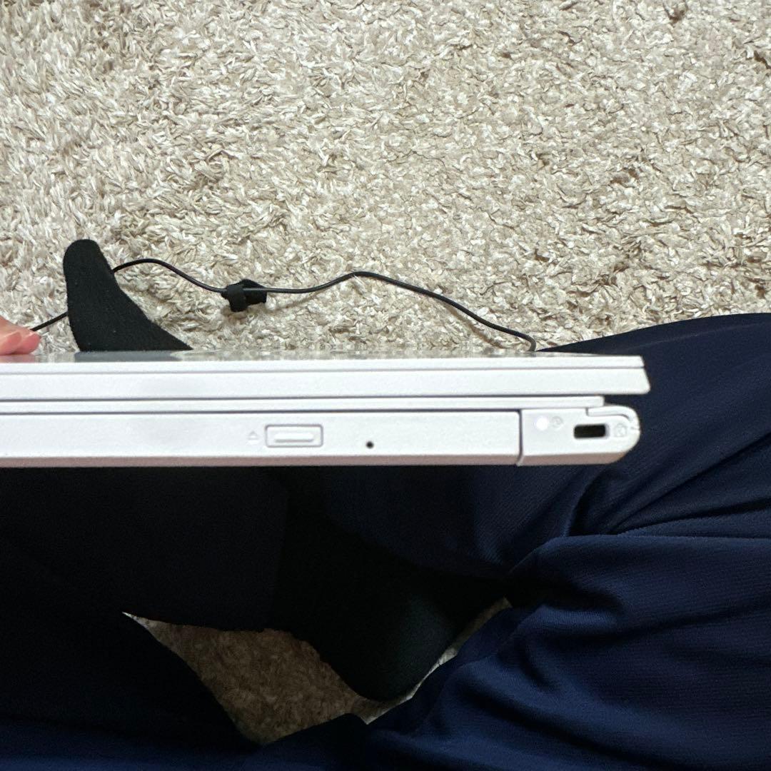 NEC 15.6型 ノートパソコン