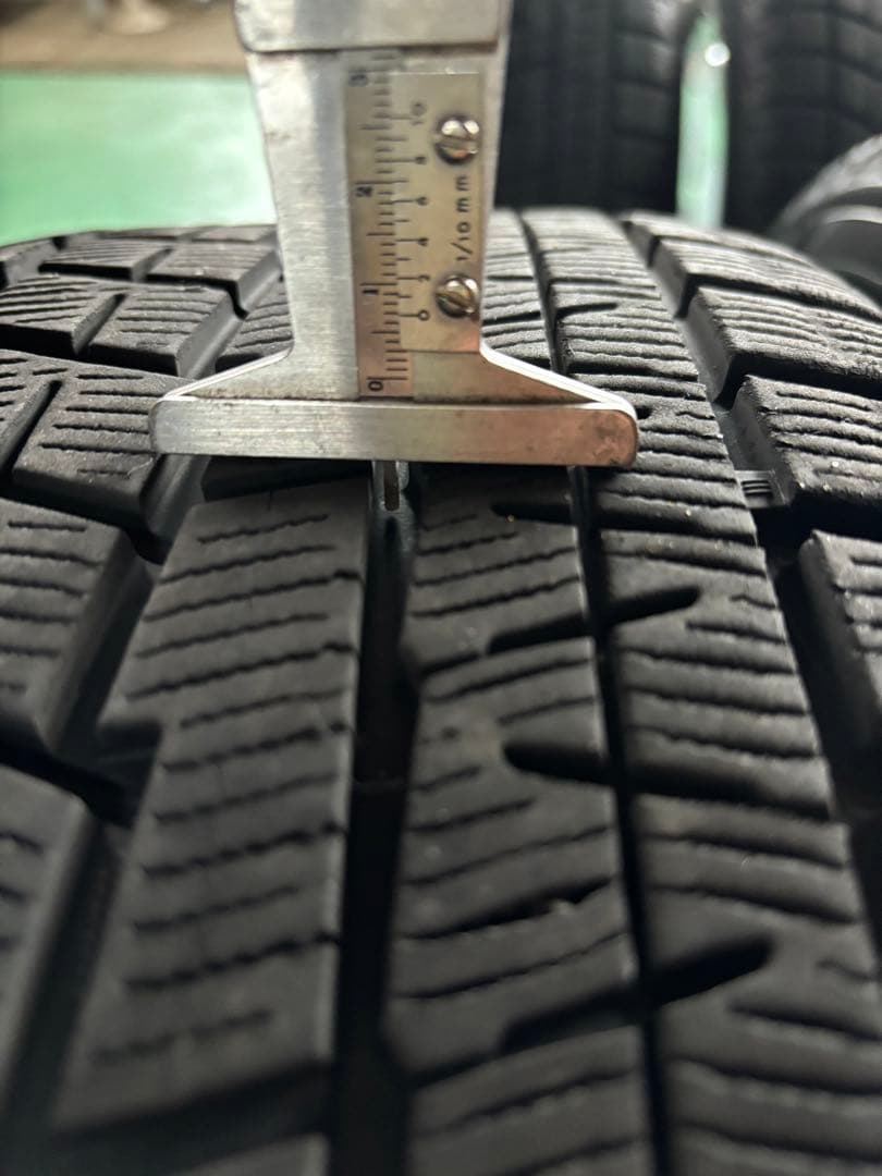 希少 O.Z RACING 225/50R18 スタッドレスタイヤセット