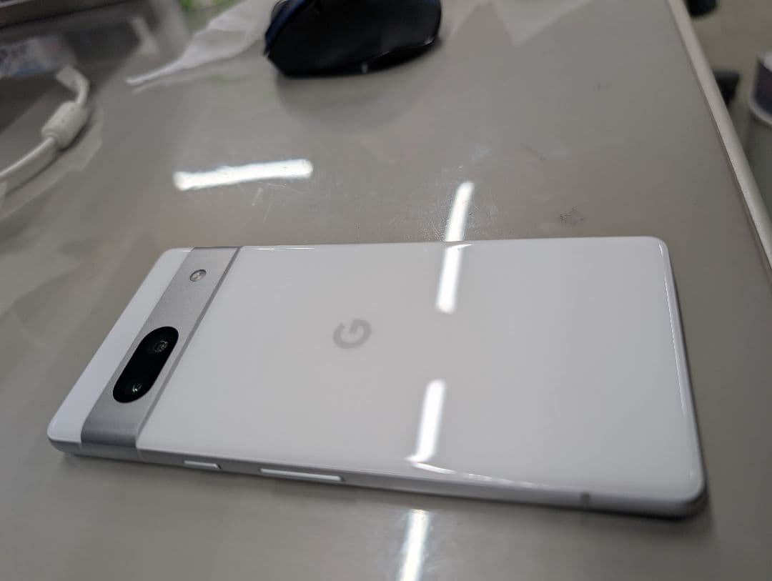 Google Pixel 7a ホワイト