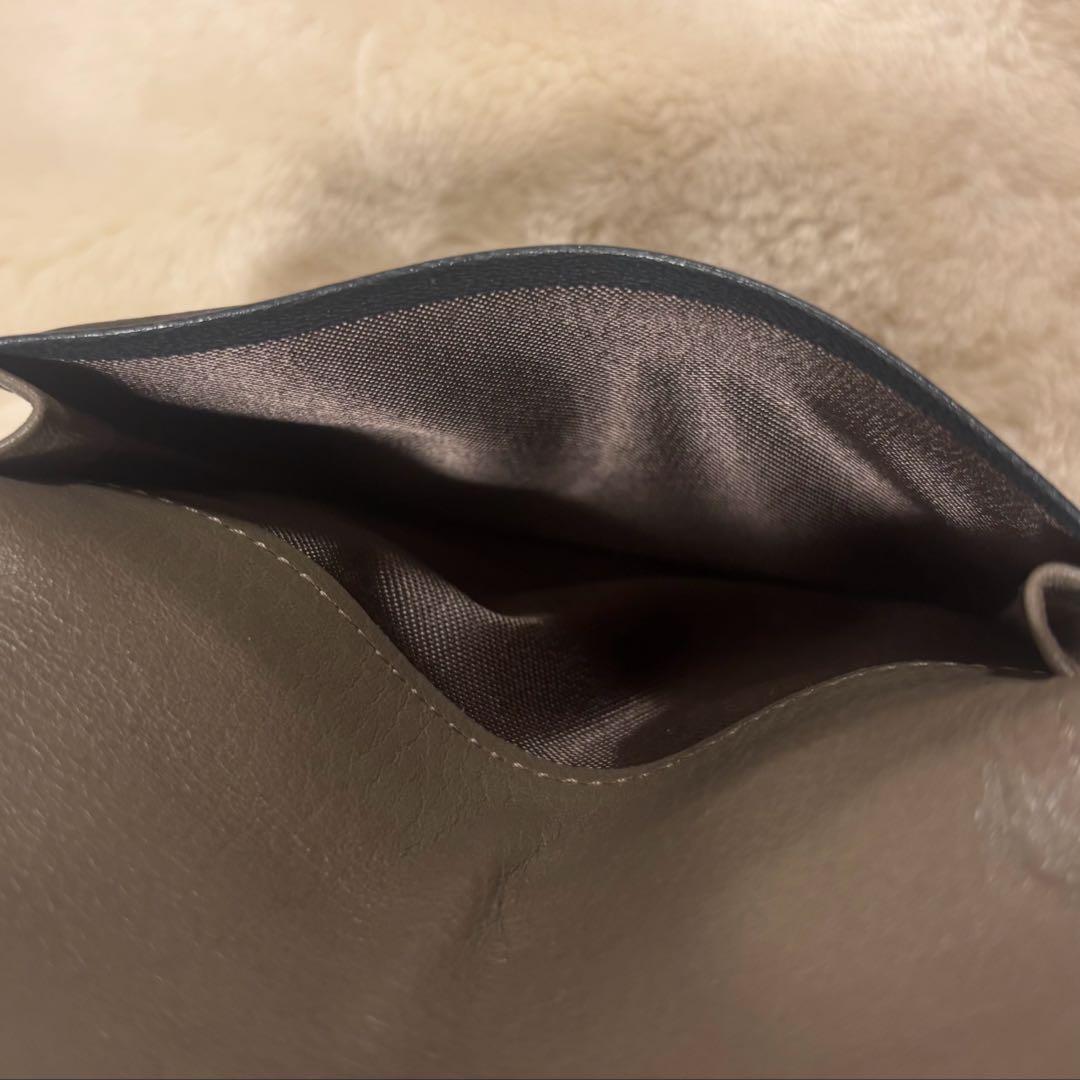 J*e様 【美品】土屋鞄 名刺ケース クラルテ エンベロープカードケース