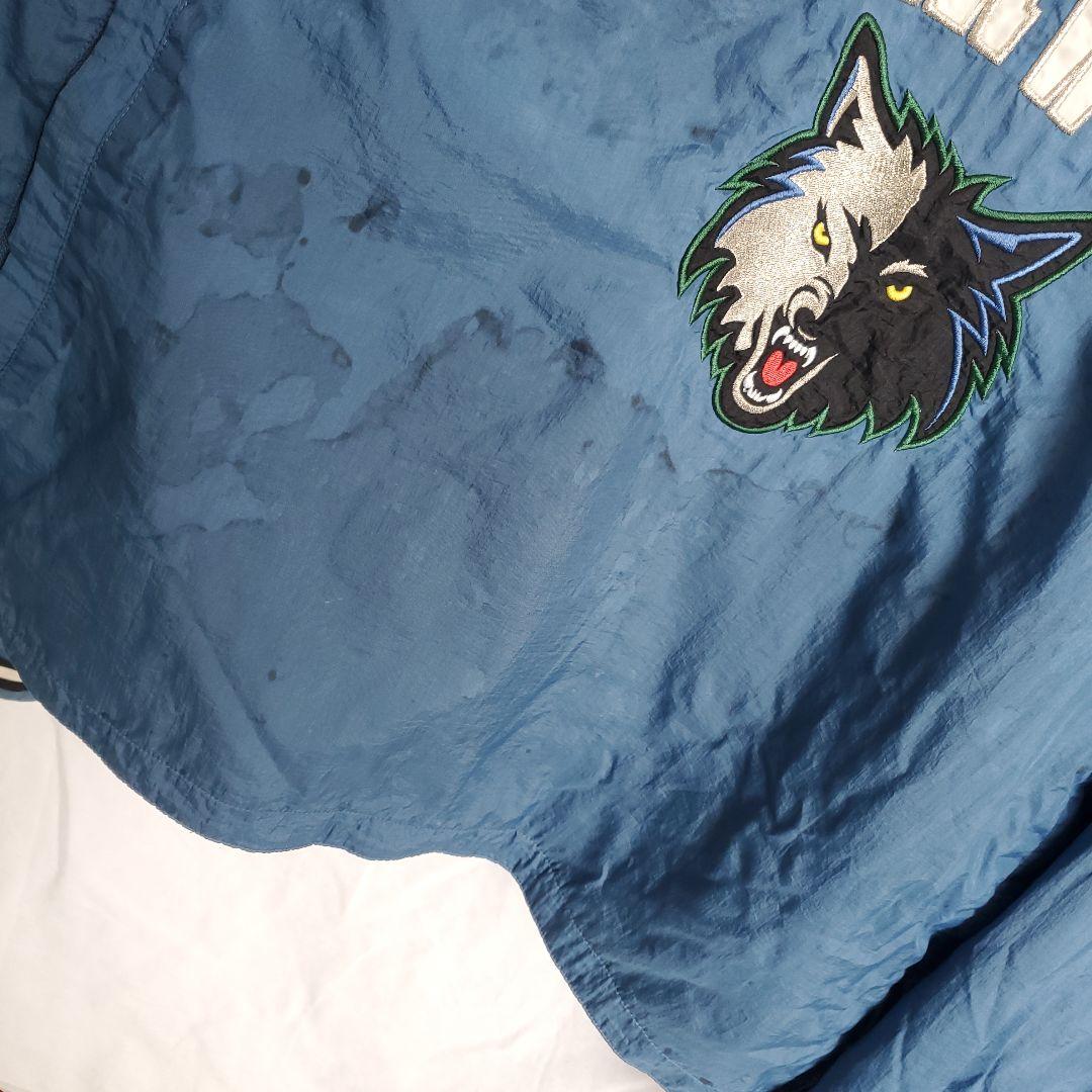 チャンピオン　ウルブズ ナイロン プルオーバージャケット　ビッグロゴ　　NBA