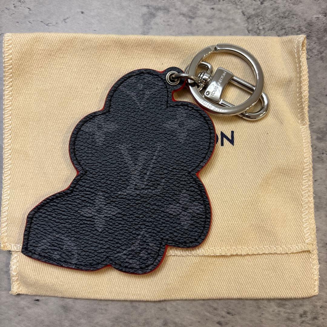 ルイヴィトン LOUIS VUITTON ヴィヴィエンヌ キーホルダー