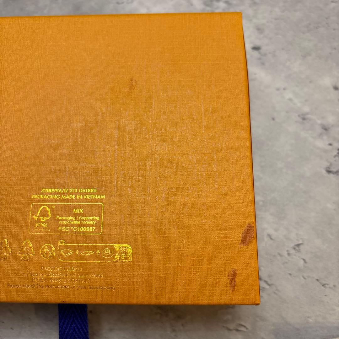 ルイヴィトン LOUIS VUITTON ヴィヴィエンヌ キーホルダー