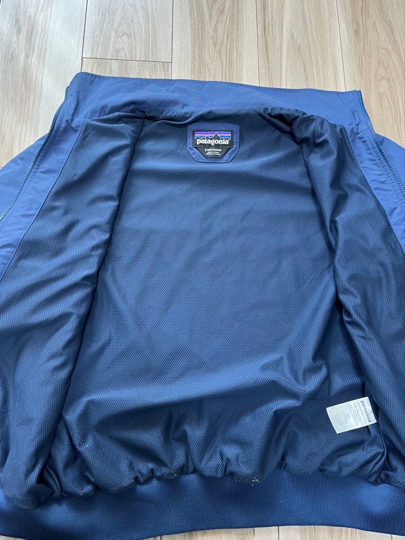 patagonia ネイビー ナイロンジャケット