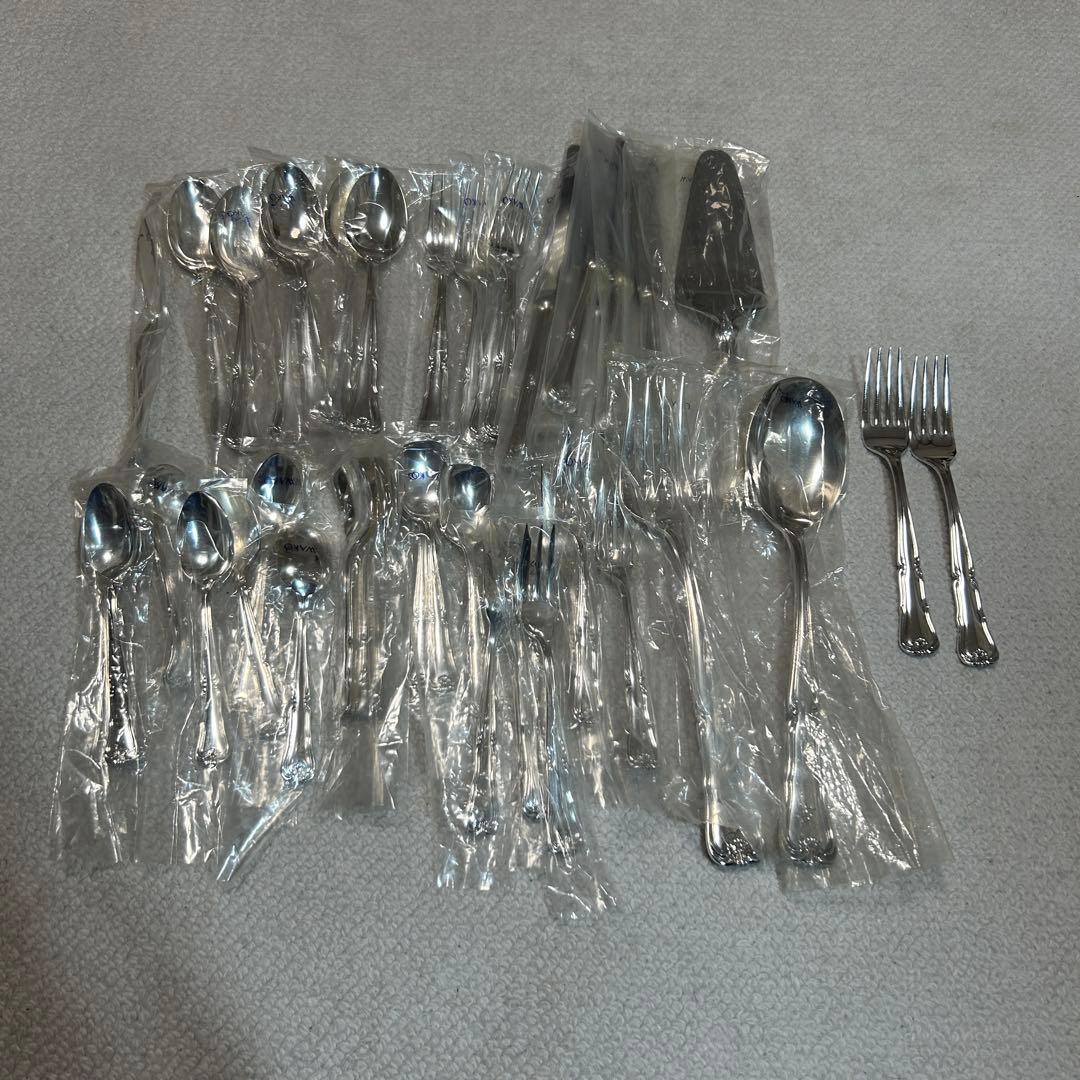 新品未使用品　WAKO　銀座和光　銀仕上げ　カトラリーセット　11種類　41本