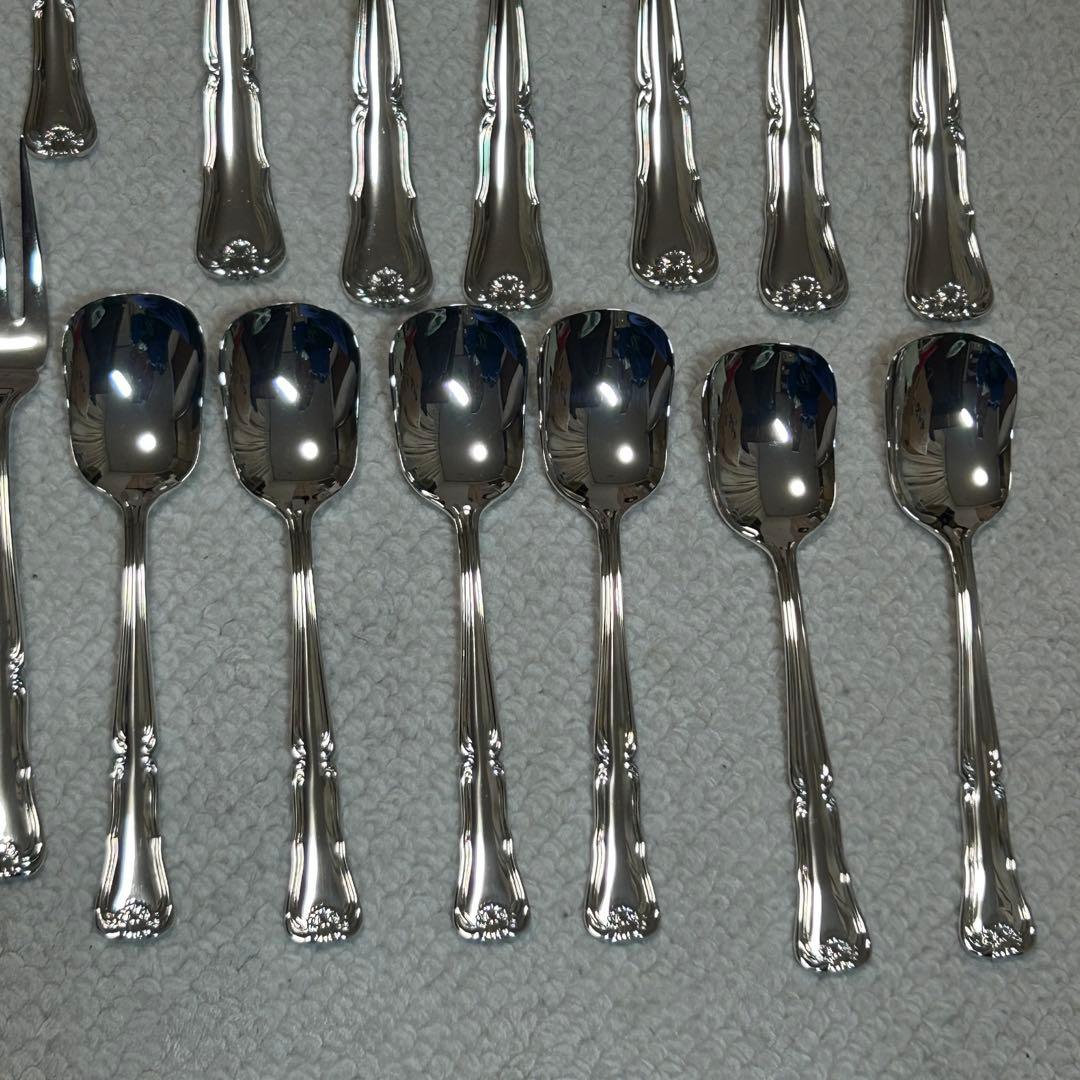 新品未使用品　WAKO　銀座和光　銀仕上げ　カトラリーセット　11種類　41本