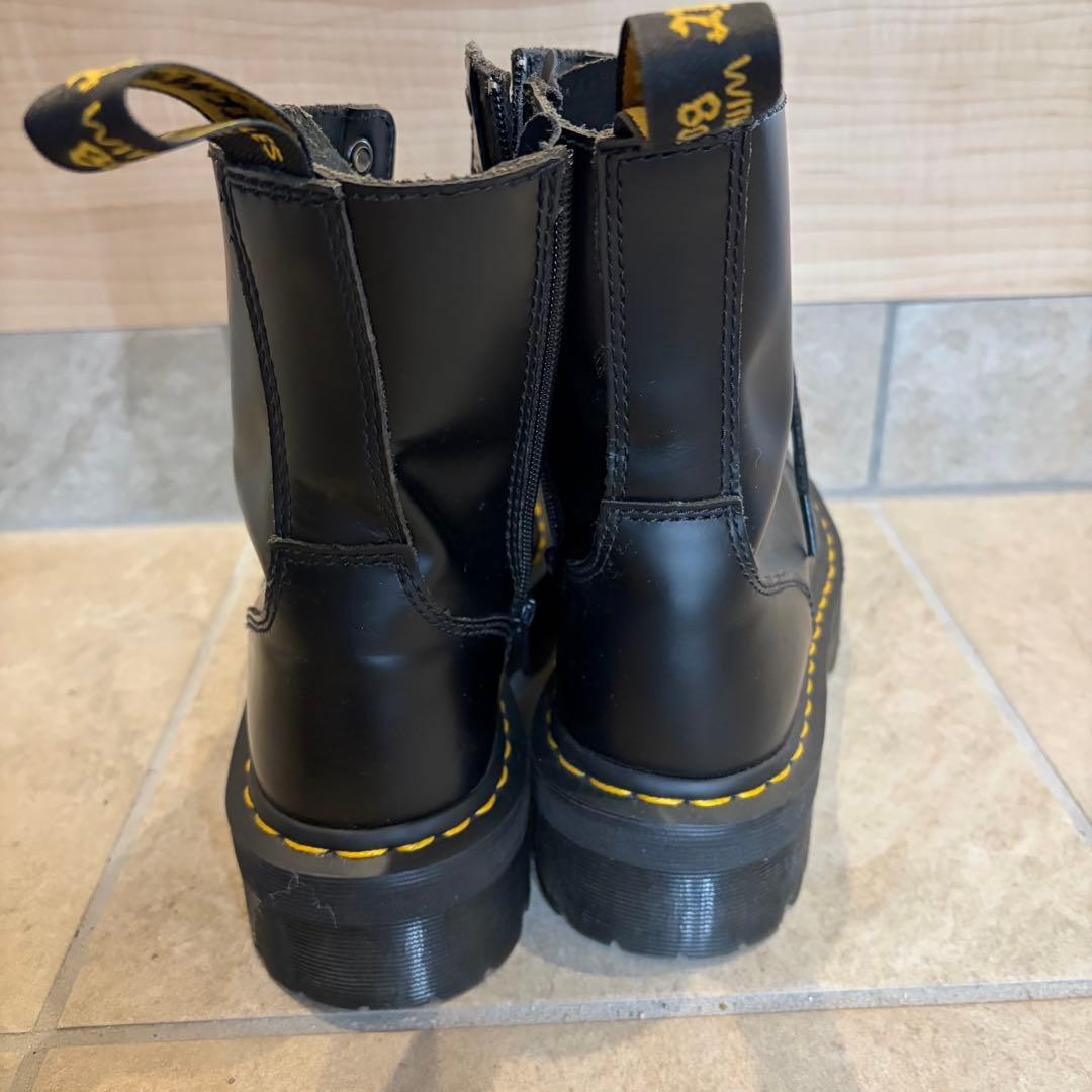 〖6日まで値下げ〗ドクターマーチン 8ホールブーツ 厚底 正規品 UK6