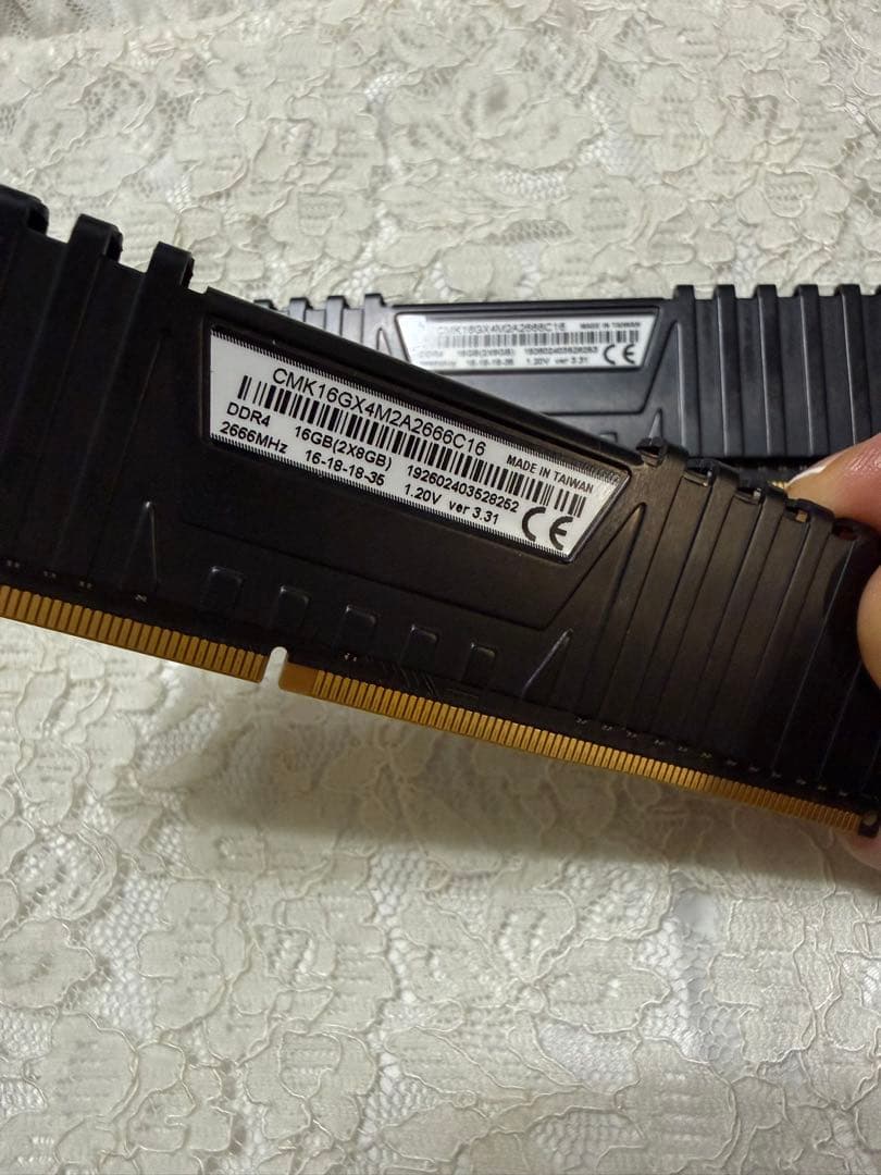 Corsair Vengeance LPX DDR4 8GB×2 2666MHz