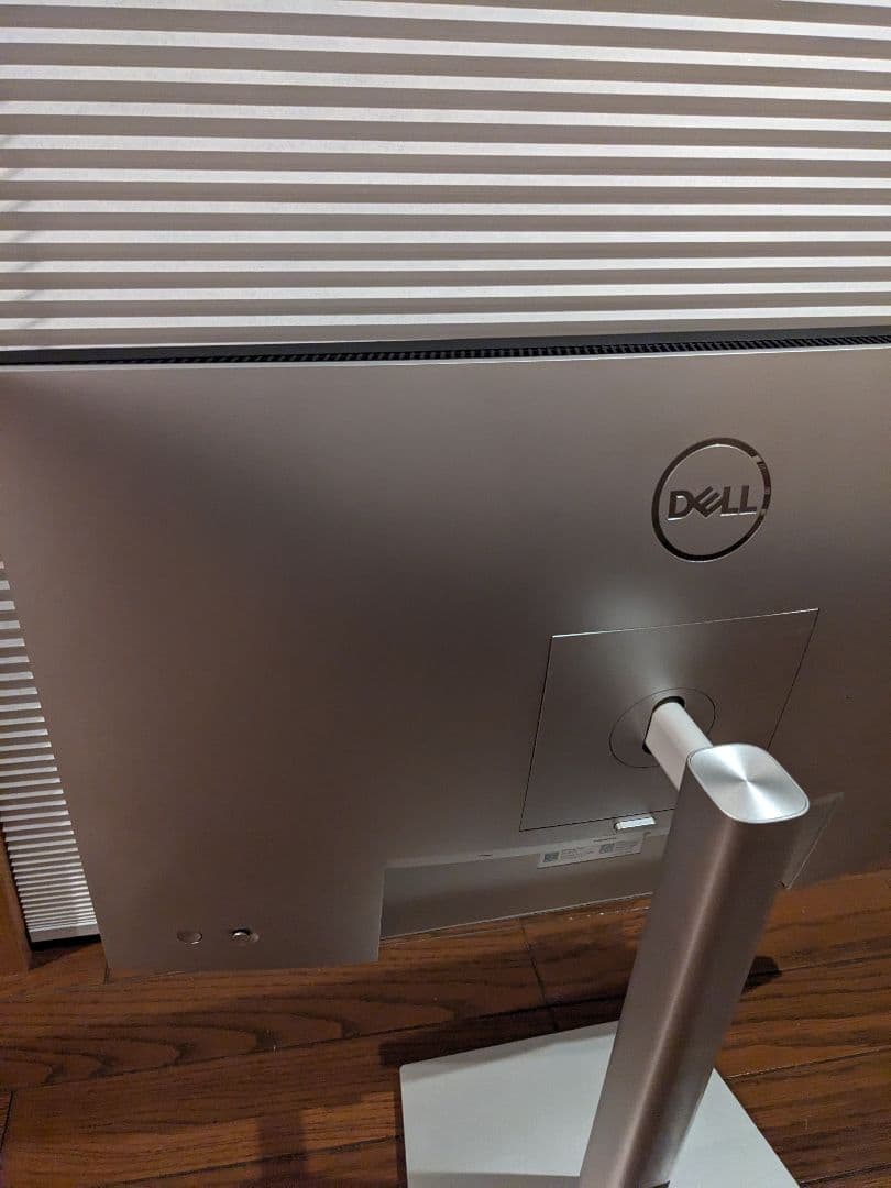 Dell デジタル ハイエンド シリーズ USB-C ハブモニター U2421E