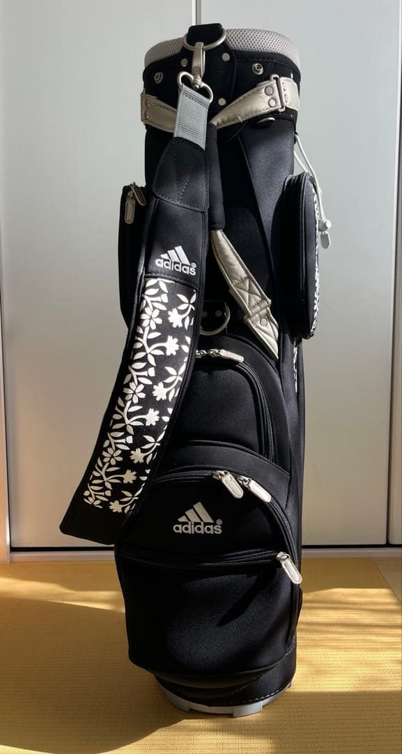 adidas キャディバッグ 黒 花柄