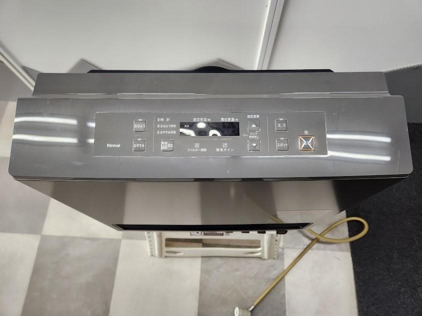 リンナイガスファンヒーター　（プロパンガス用）RC-U5801E-BG　中古品