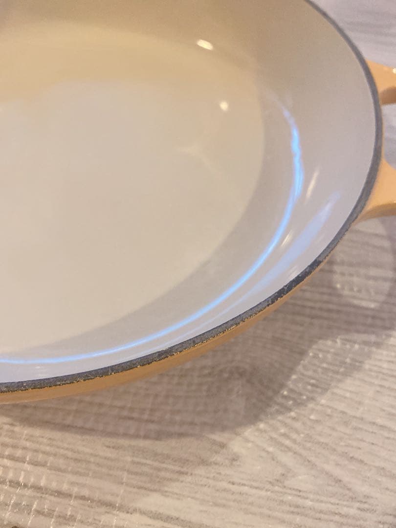 ル クルーゼ ビュッフェキャセロール 26cm サフランイエロー（廃盤色）