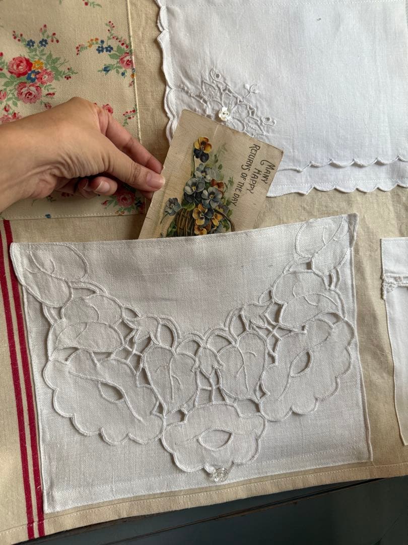 フランスアンティークஐ⋆*大人可愛いウォールポケット・リネン・花柄・刺繍