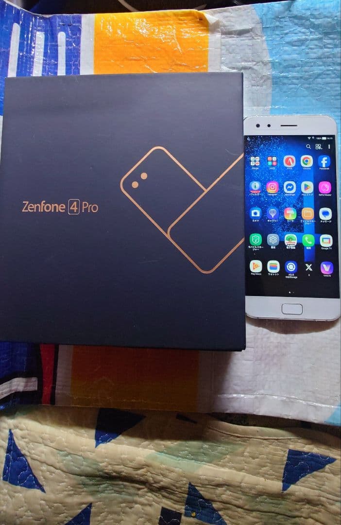 【希少機種】ASUS Zenfone 4 Pro ホワイト 箱付き　ジャンク