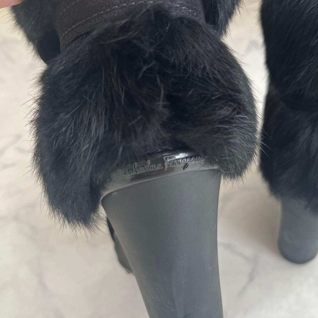 Salvatore Ferragamo ショートファーブーツ ガンチーニ