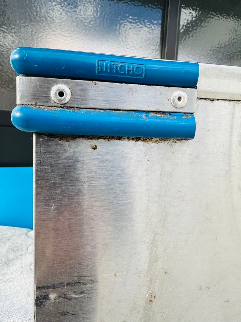 福岡発　NITCHO ステンレス棚扉付き　キャリー　移動 病院　老人ホーム　施設