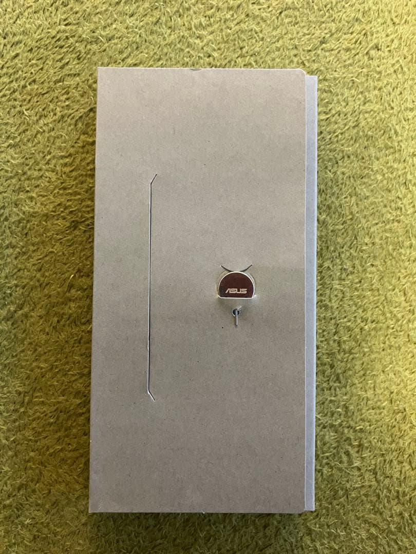 ASUS Zenfone 8 256GB 本体 美品 箱・説明書・ケース付