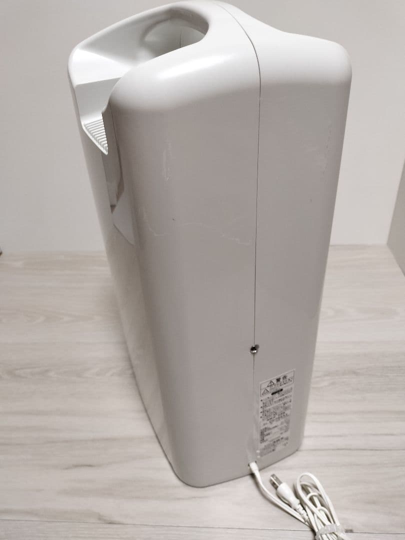 日本製 コロナ 衣類乾燥除湿機 CD-P63A2 2023年製