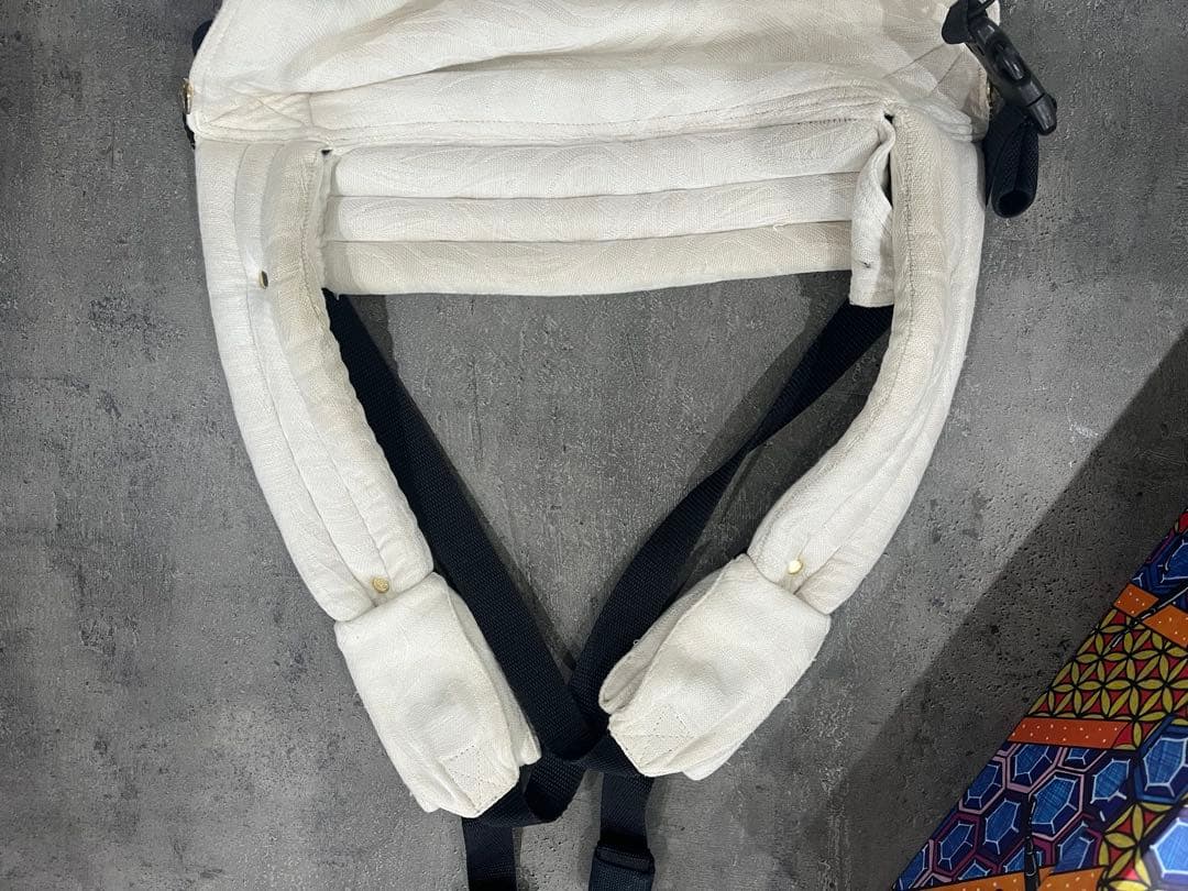 最終値下げ⭐︎アーティポッペ　抱っこ紐　artipoppe ベビー用品　出産準備